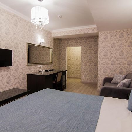 Klassik Hotel Κισινάου Δωμάτιο φωτογραφία
