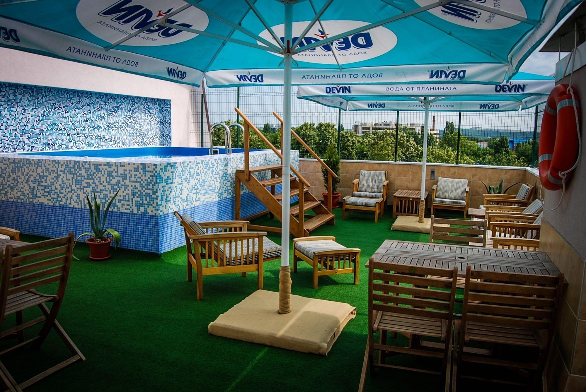 Klassik Hotel Κισινάου Εξωτερικό φωτογραφία