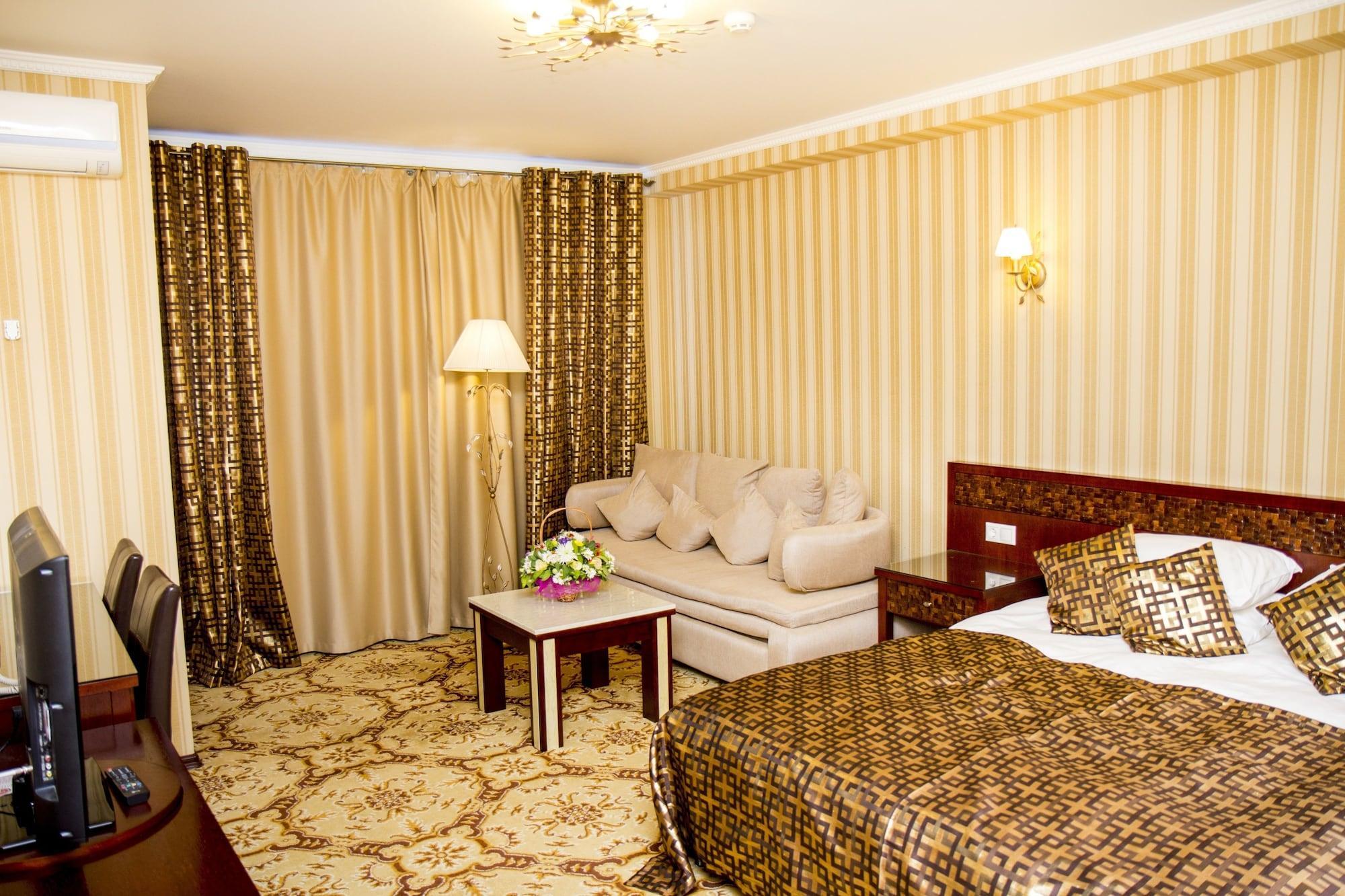 Klassik Hotel Κισινάου Εξωτερικό φωτογραφία