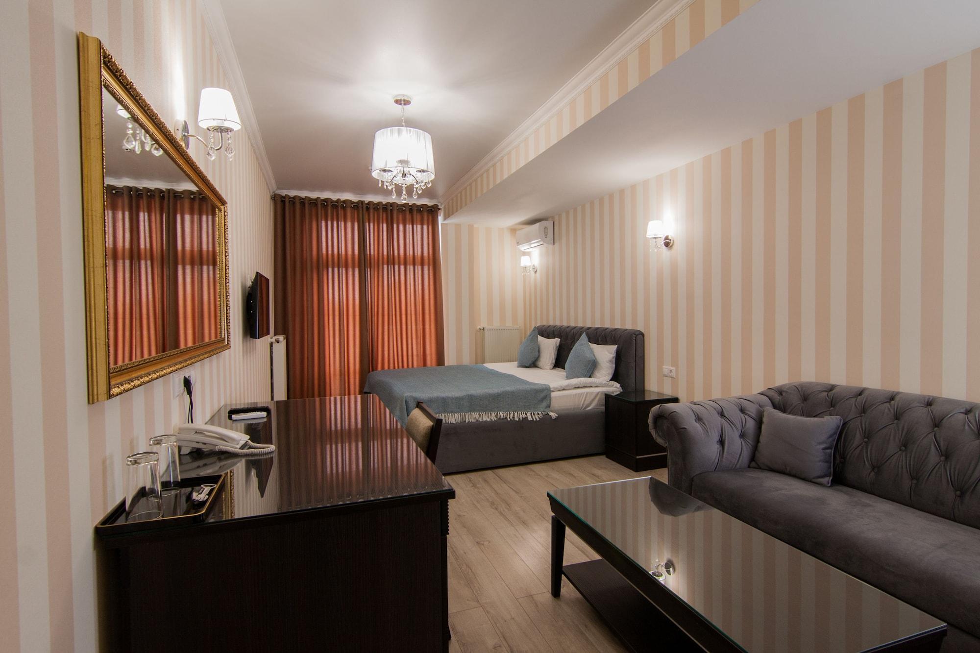 Klassik Hotel Κισινάου Εξωτερικό φωτογραφία