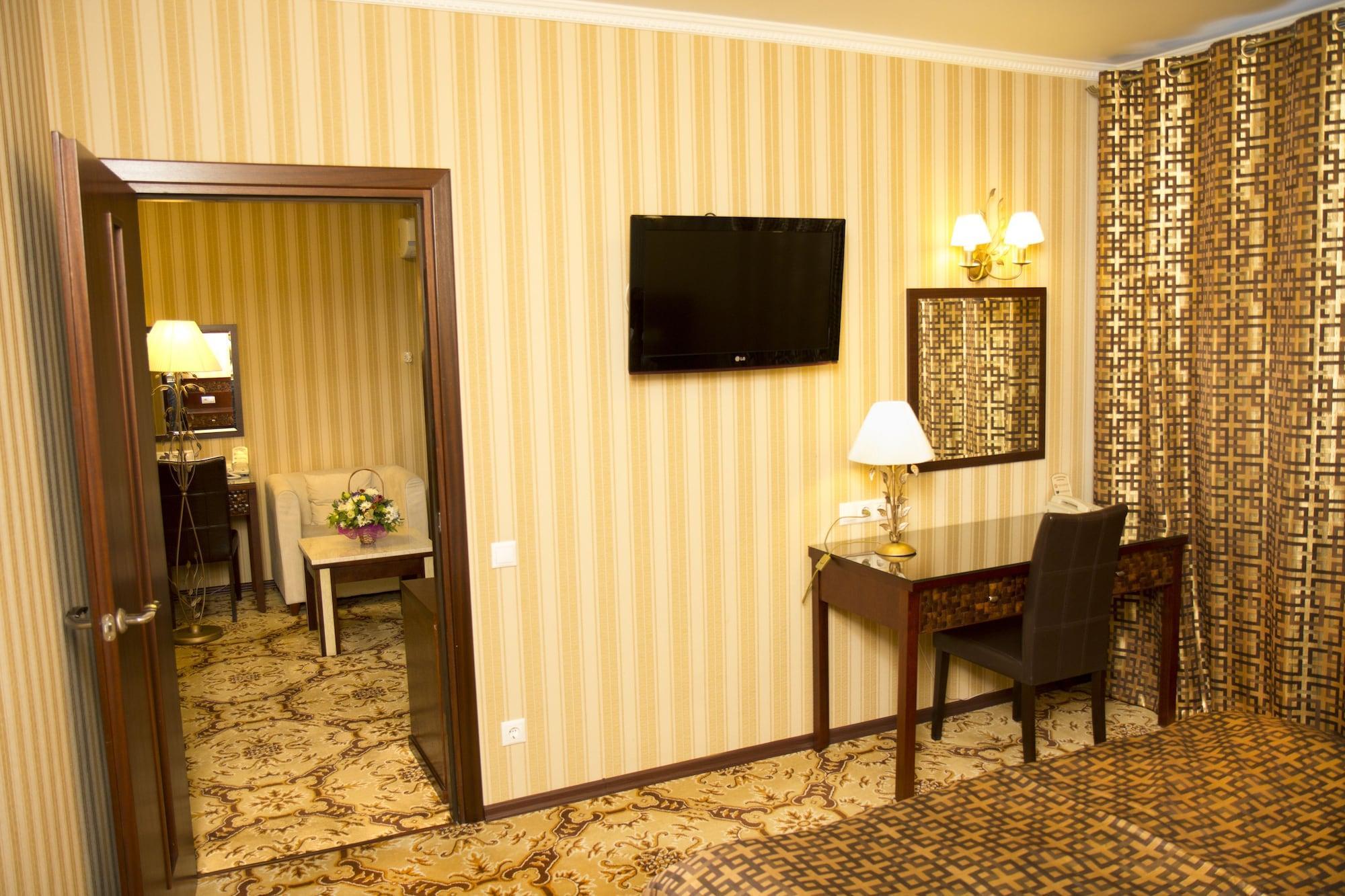 Klassik Hotel Κισινάου Εξωτερικό φωτογραφία
