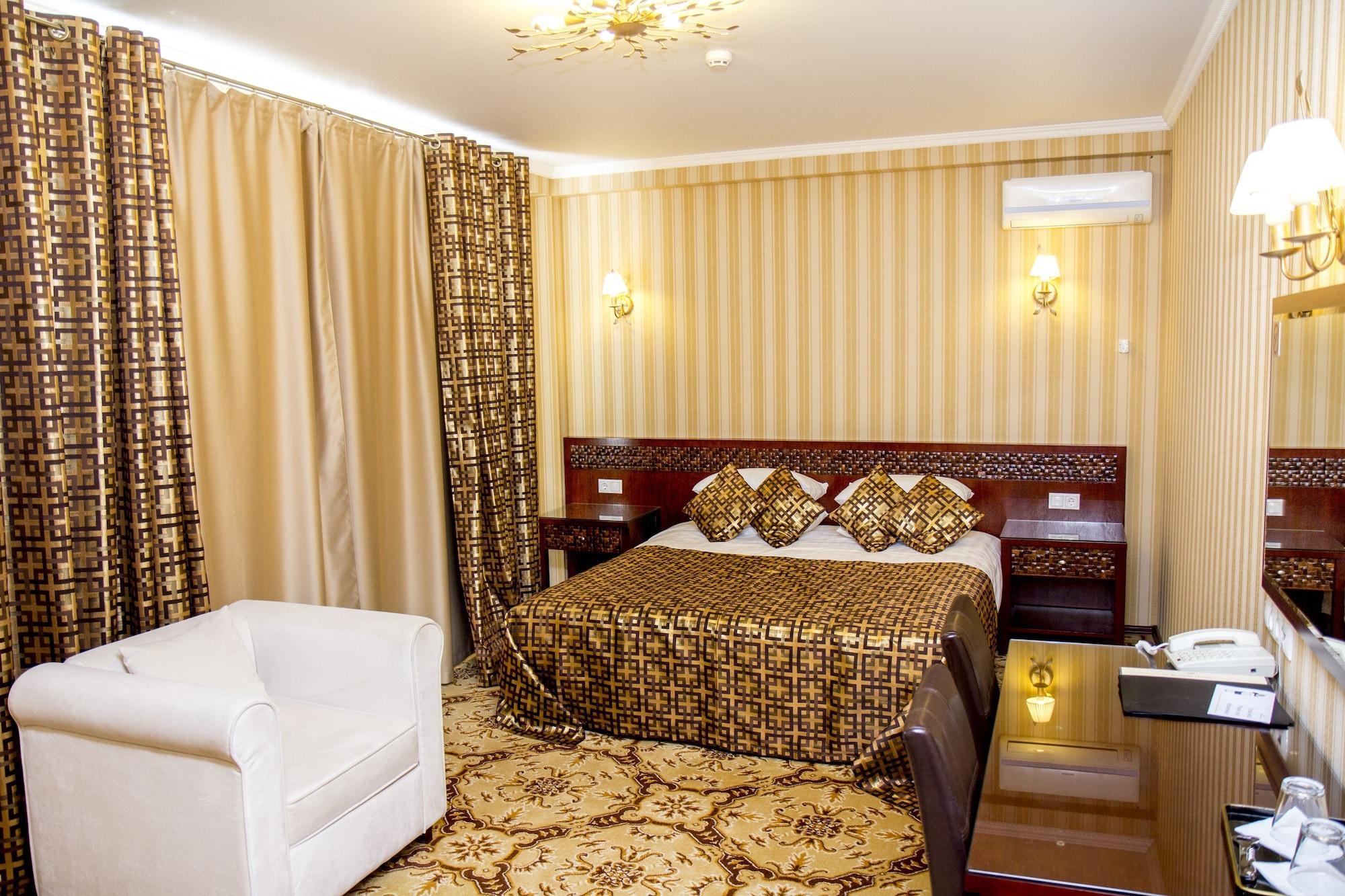 Klassik Hotel Κισινάου Εξωτερικό φωτογραφία