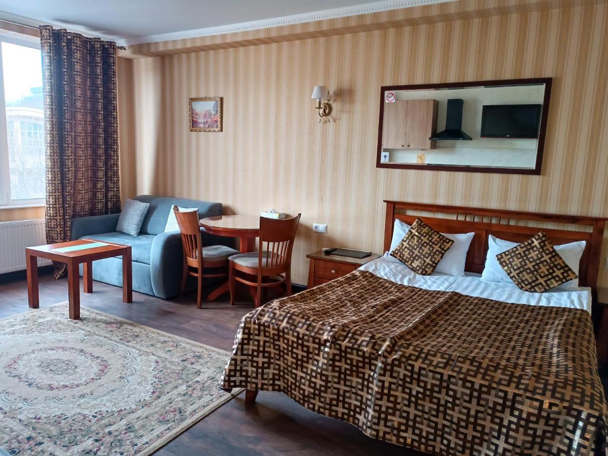 Klassik Hotel Κισινάου Εξωτερικό φωτογραφία